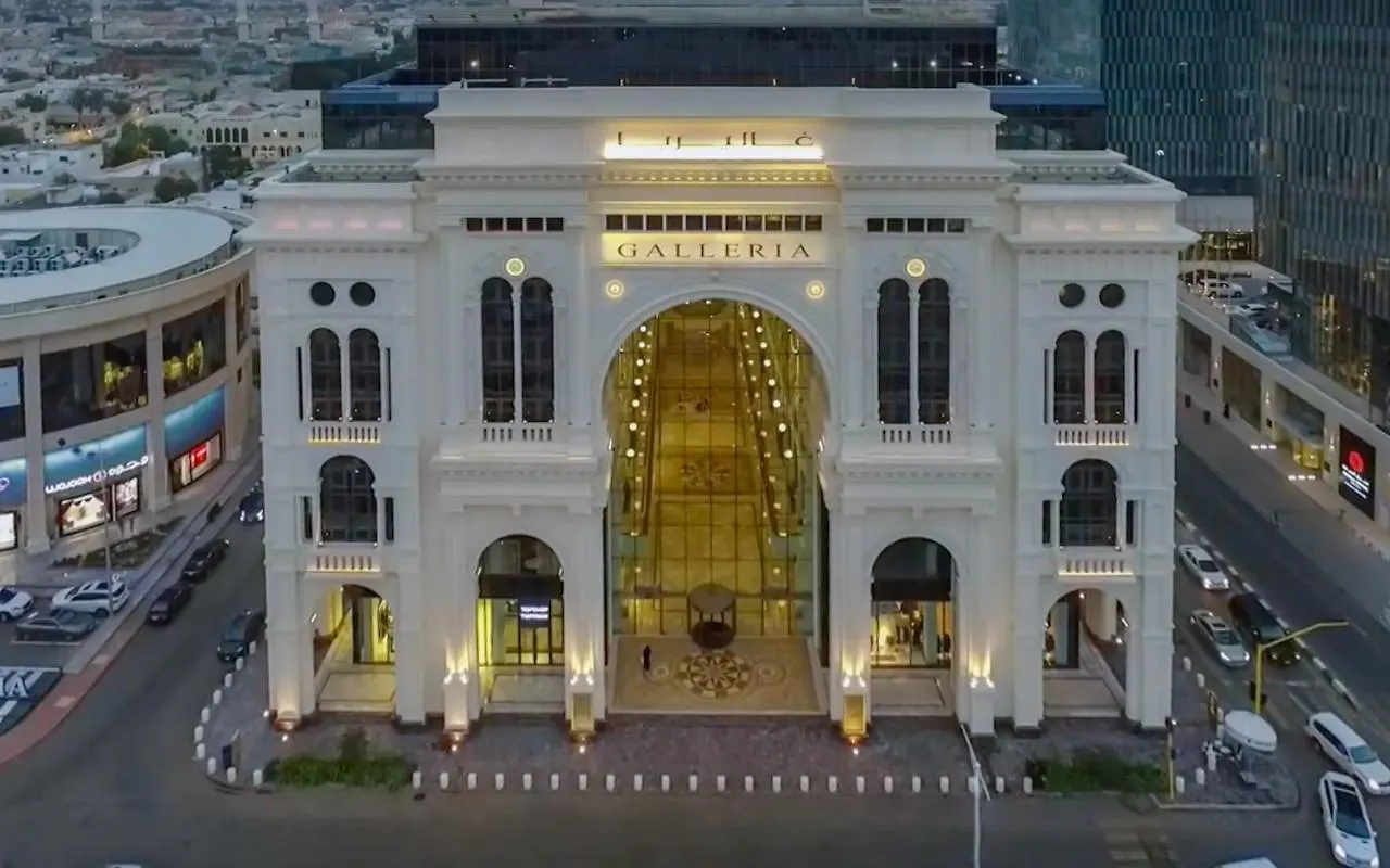 The Hotel Galleria Jeddah, Curio Collection By Hilton