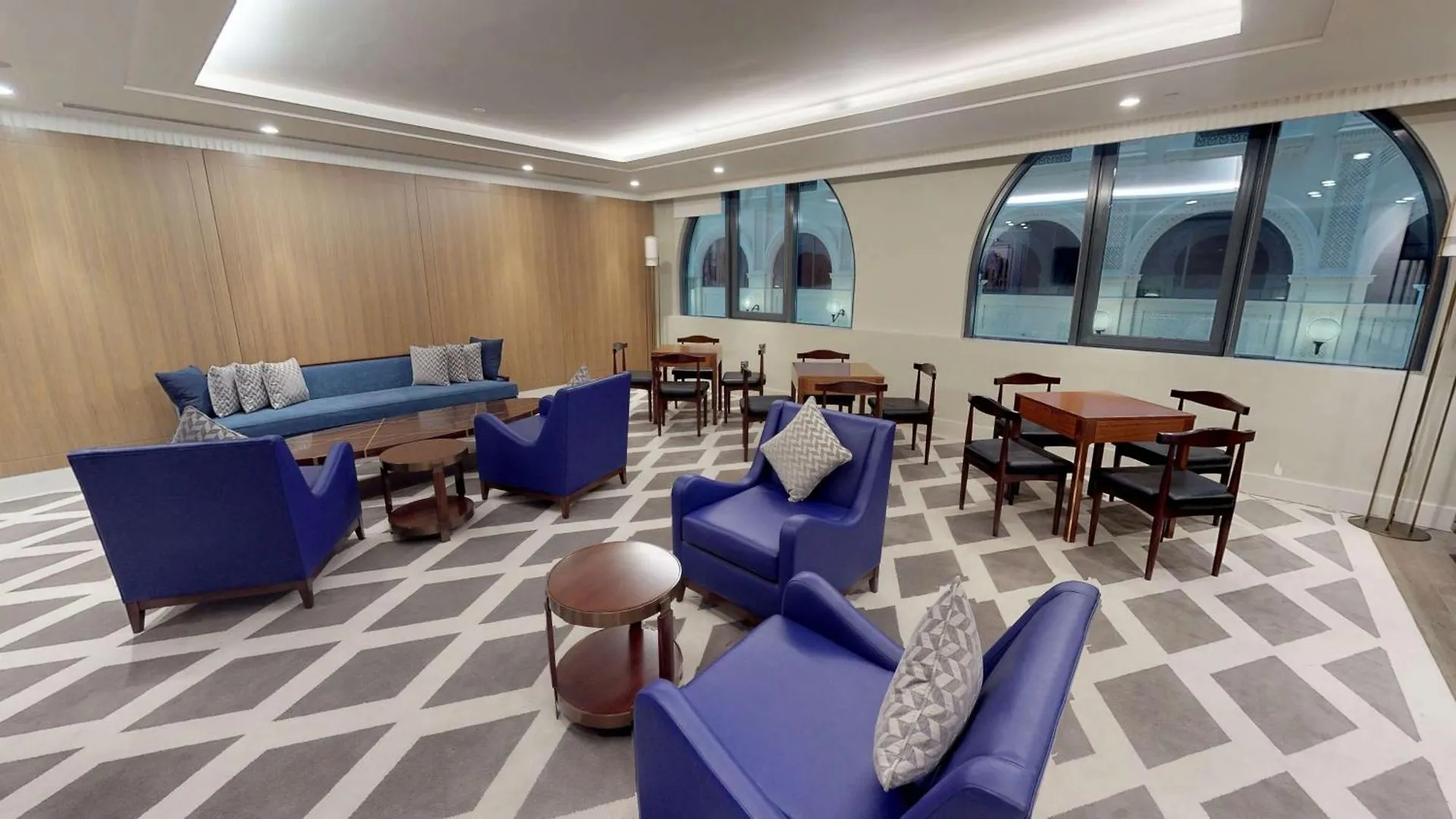 The Hotel Galleria Jeddah, Curio Collection By Hilton 5*, 제다