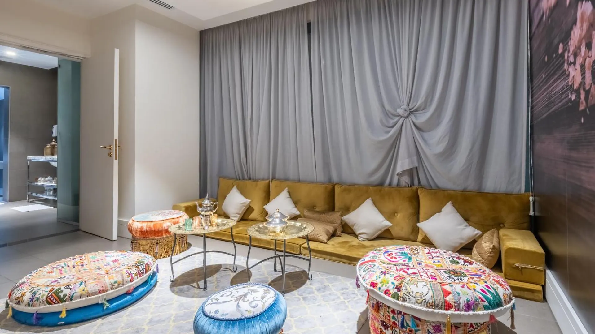 The Hotel Galleria Jeddah, Curio Collection By Hilton 5*, Jeddah