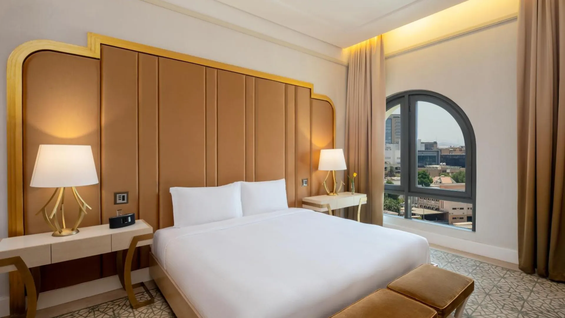 The Hotel Galleria Jeddah, Curio Collection By Hilton